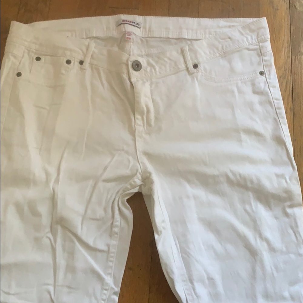 Womens basic white jeans